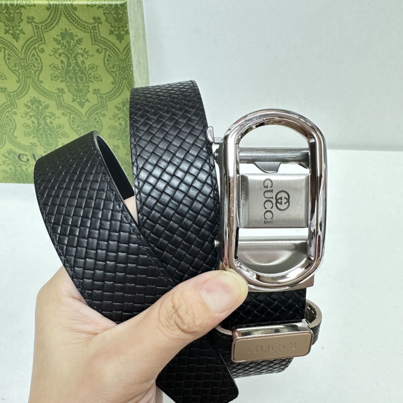 G*u*i belts